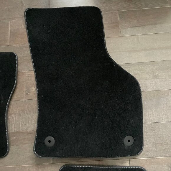 2015-2019 VW Volkswagen R GOLF Carpeted Floor Mats Genuine Original - Picture 4 of 8